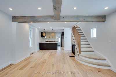 226 Lincoln Rd, Fort Erie - Crystal Beach image-0-4