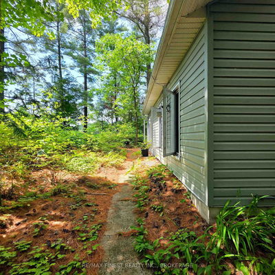 1036A Twin Lake Lane, Sharbot Lake - Frontenac Centre image-0-2