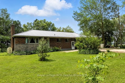 185234 Grey Road 9 — photo 2