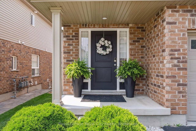 32 Jeffrey Drive