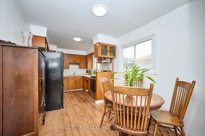 130 Gadsby Ave, Welland - Prince Charles image-0-3