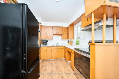 130 Gadsby Ave, Welland - Prince Charles image-0-4