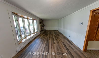 84 Kenyon St, North Glengarry - Alexandria image-0-4