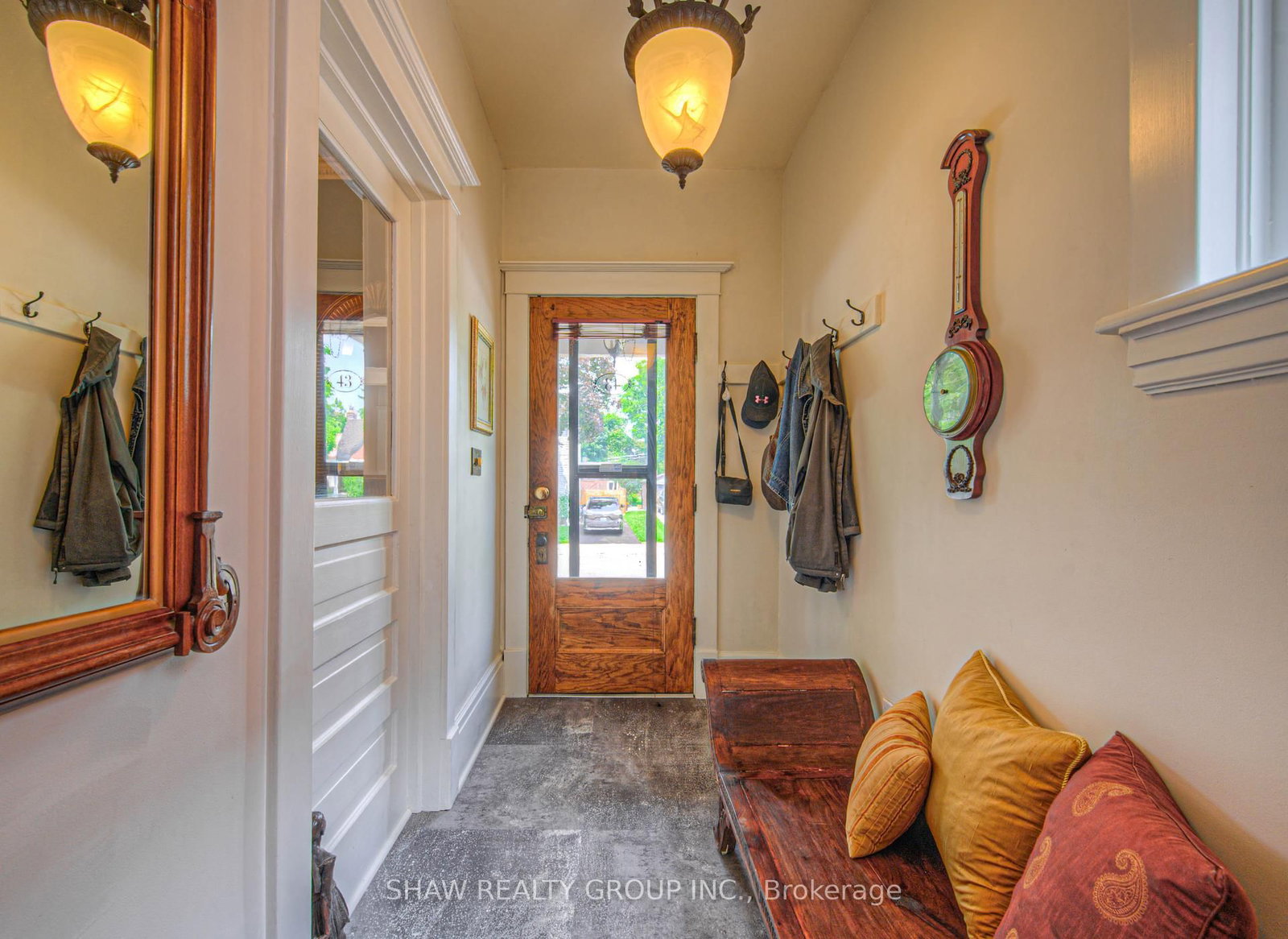 Listing Image 7