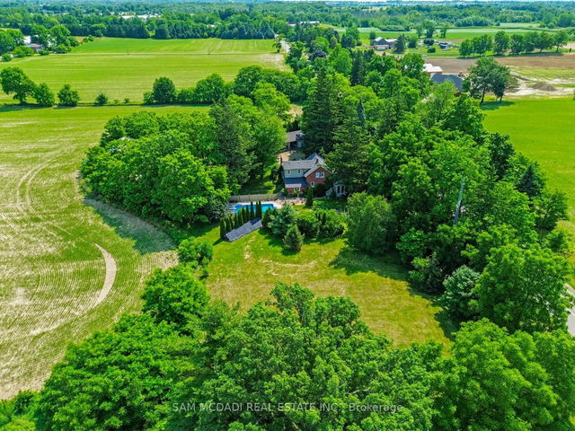 487 4th Concession W