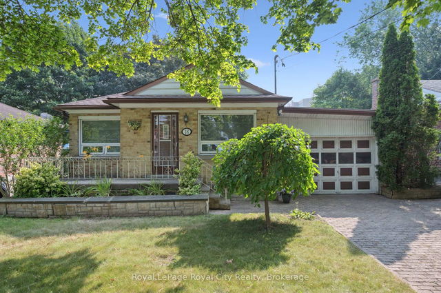 18 Skov Crescent