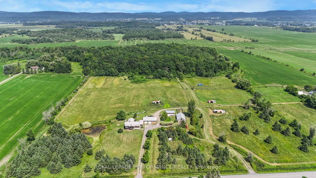 2575 concession 2 Road