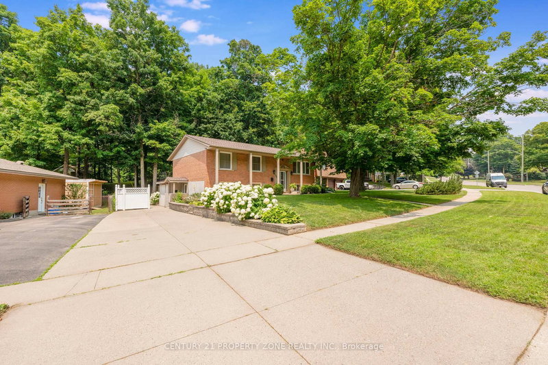 187 Winston Blvd, Cambridge, N3C 1M1 | Image 2