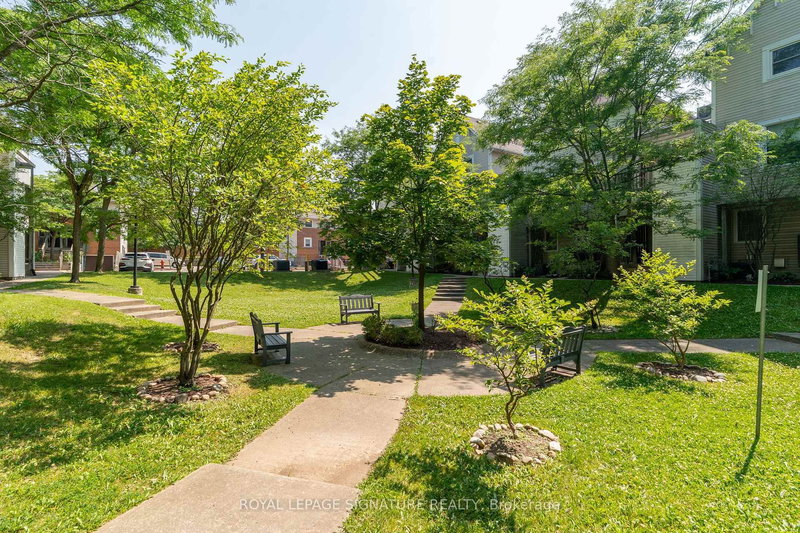 55 - 461 Beechwood Pl, Waterloo, N2T 2N8 | Image 3