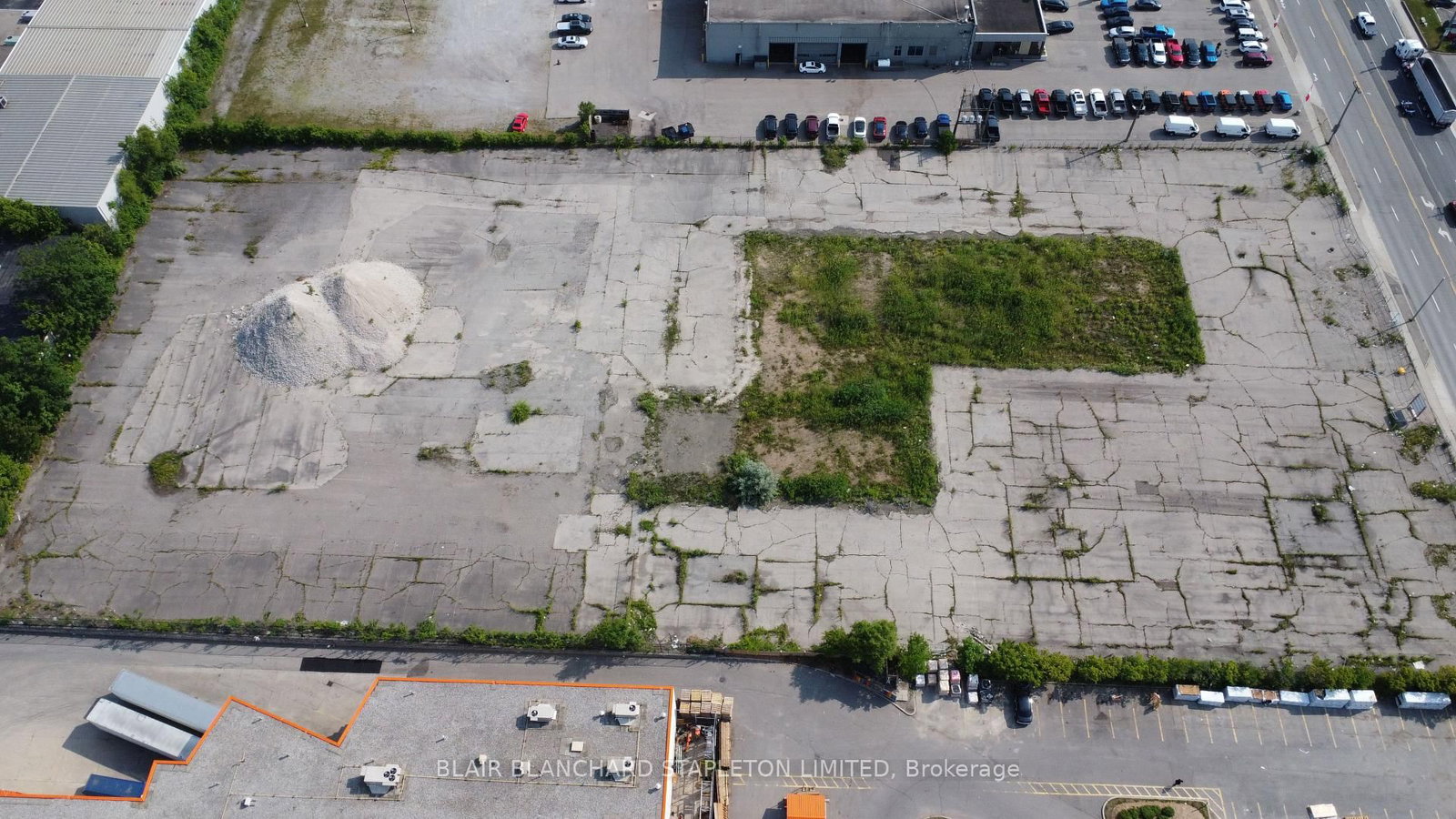 282 Centennial Parkway N - Photo 10