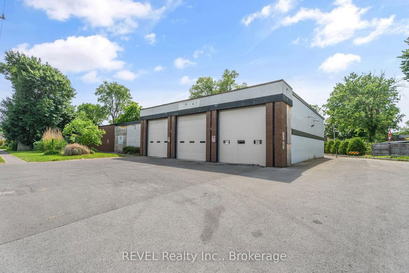 271 RIDGEWAY Rd, Fort Erie, L0S 1B0 | Image 2
