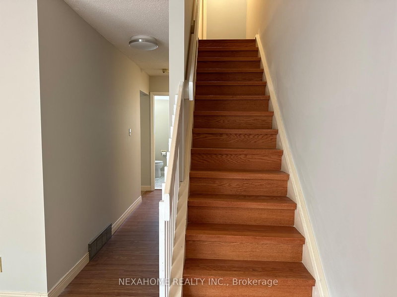 30 - 683 WINDERMERE Rd, London North, N5X 3T9 | Image 2