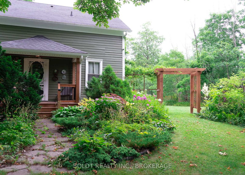 2440 Decew Rd, Thorold, L0S 1E6 | Image 3