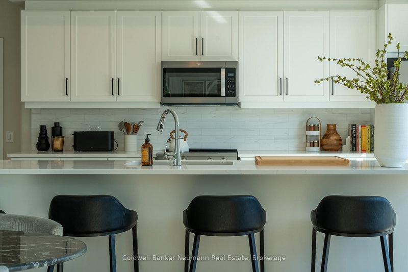 813 - 1882 Gordon St, Guelph, N1L 0P6 | Image 3