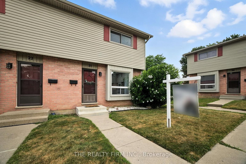 23 - 1200 Cheapside St, London East, N5Y 5J6 | Image 2