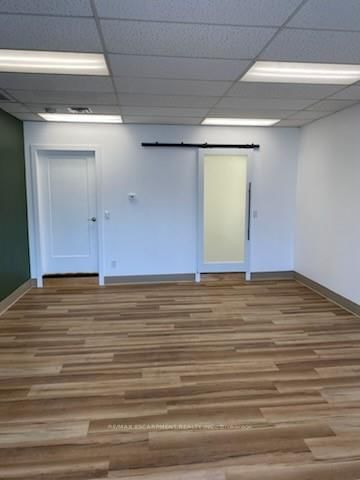 120 Parkdale Ave N, Hamilton, L8H 5W9 | Image 2