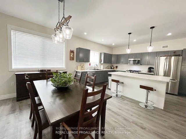 47 South Maloney St Street N