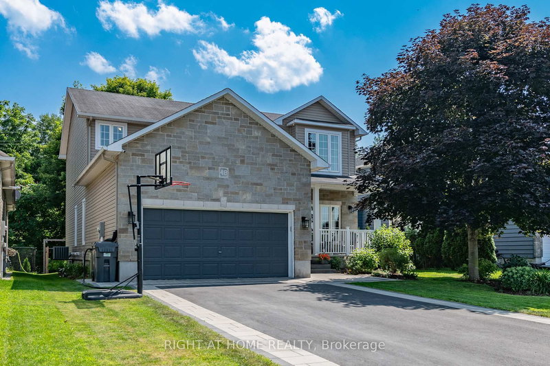 48 Station Tr, Russell, K4R 0A3 | Image 2