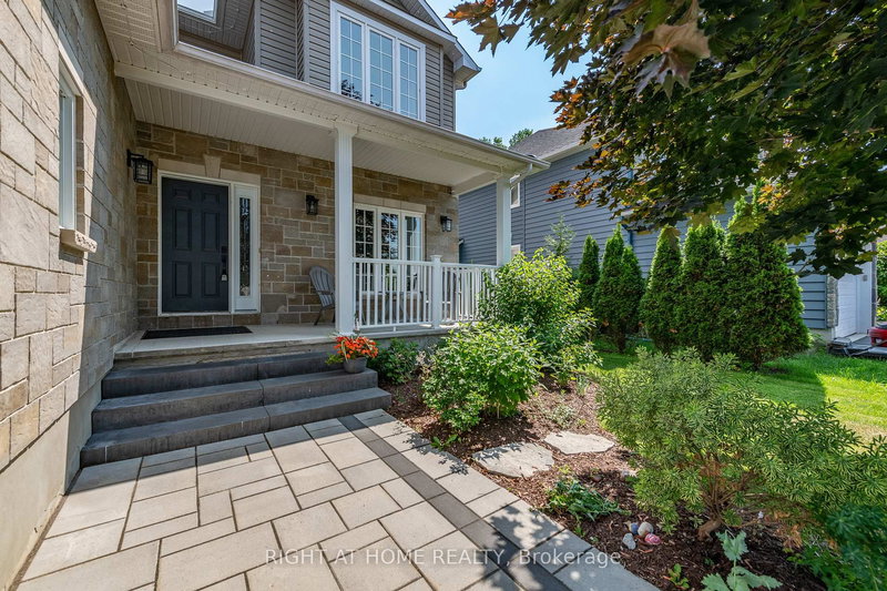 48 Station Tr, Russell, K4R 0A3 | Image 3