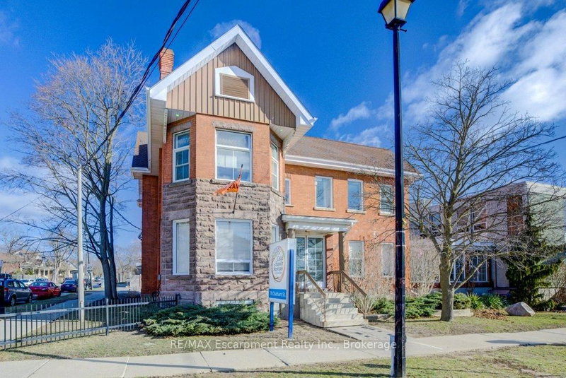 70 CHATHAM St, Brantford, N3T 2P1 | Image 2