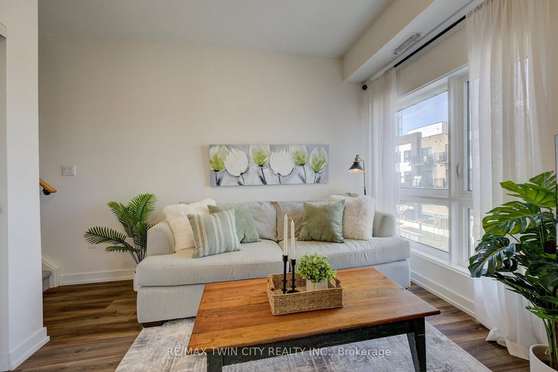 F11 - 20 Palace St, Kitchener, N2E 0J3 | Image 3