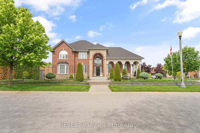 42 Vinifera Dr, Grimsby, L3M 5S1 | Image 3