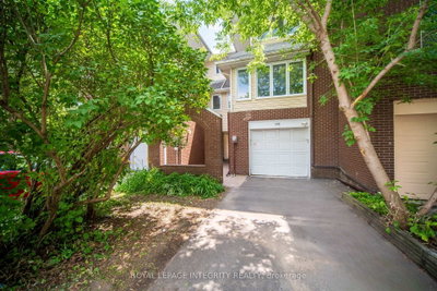 1912 RUSSELL Road