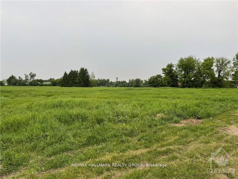 3 - 3748 CHAMPLAIN St, Clarence-Rockland, K0A 1E0 | Image 2