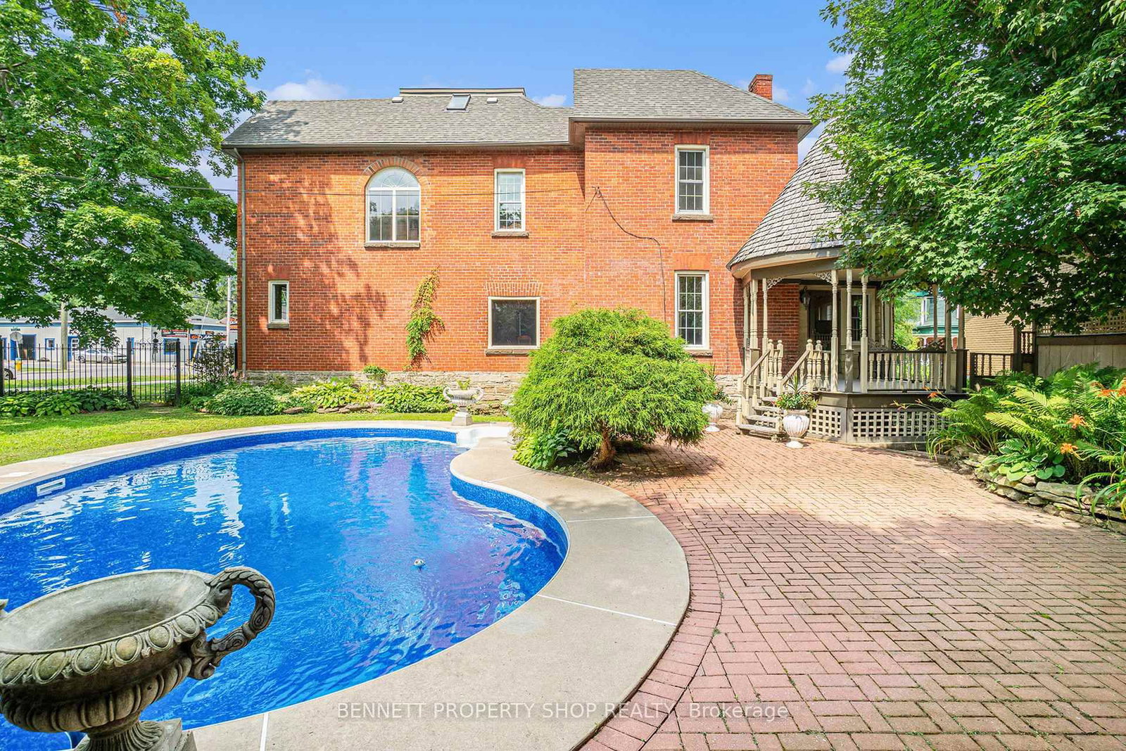 Listing Image 2