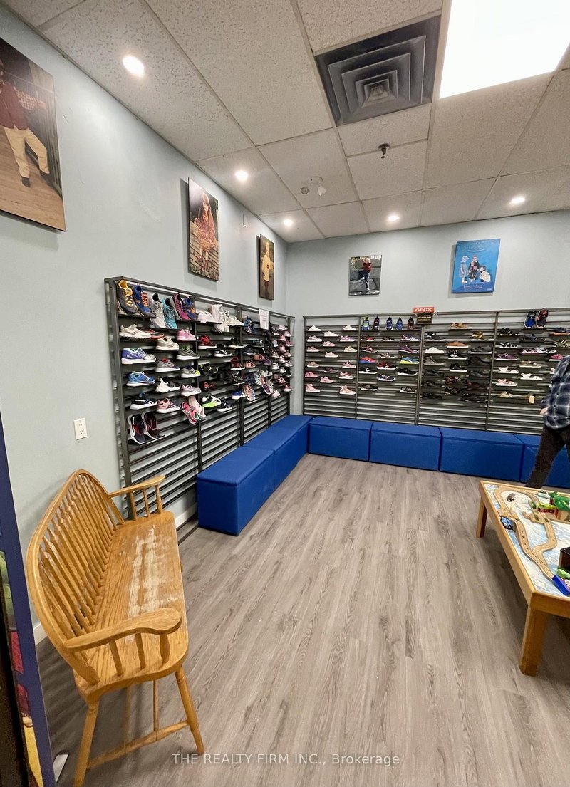 19 - 1225 Wonderland Rd N, London North, N6G 2V9 | Image 3