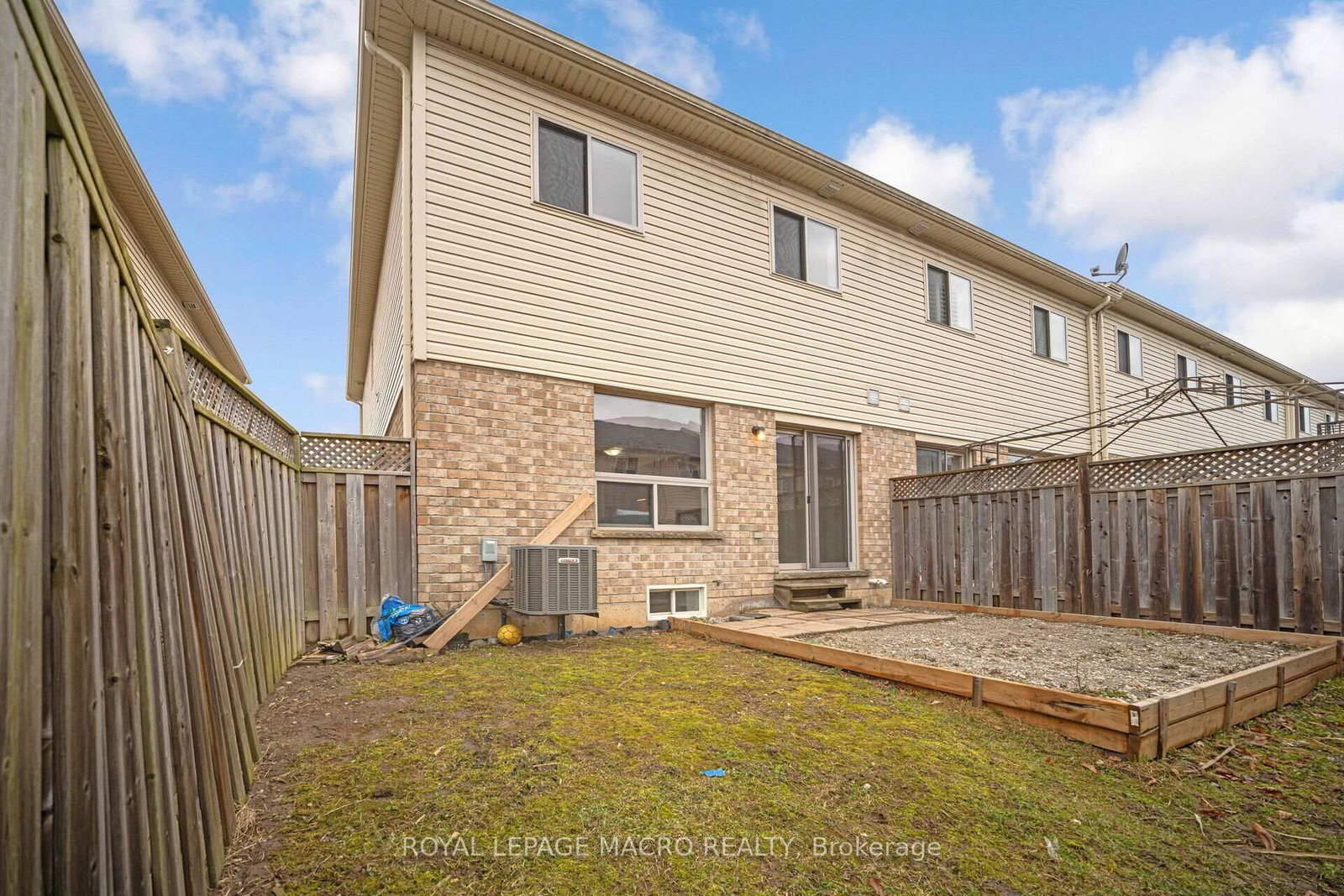 Listing Image 41