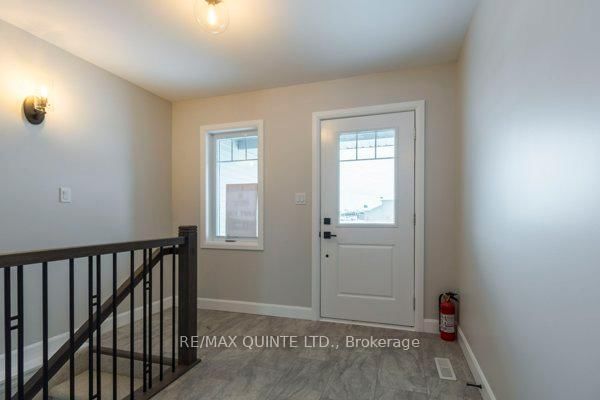 57 Sandhu Cres, Belleville, K8P 0G7 | Image 2