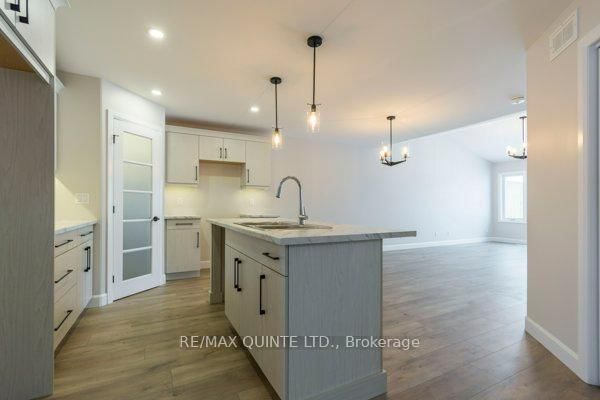 57 Sandhu Cres, Belleville, K8P 0G7 | Image 3
