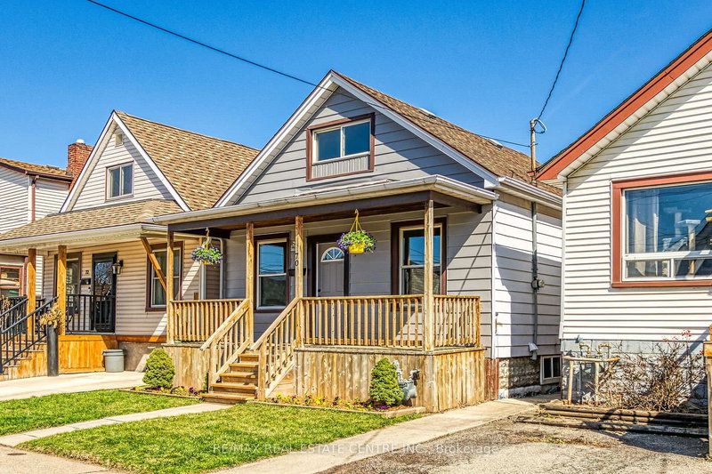 70 Robins Ave, Hamilton, L8H 4N4 | Image 2