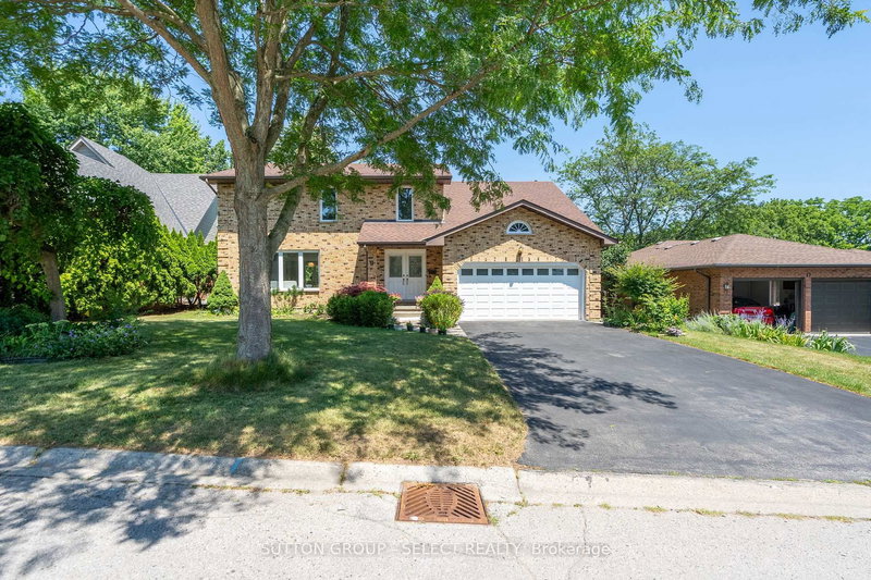 9 ULLSWATER Cres, London North, N6G 4L4 | Image 2