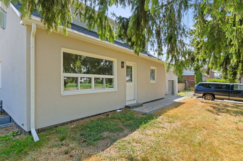 100 Green Mountain Rd E, Hamilton, L8J 2W4 | Image 2