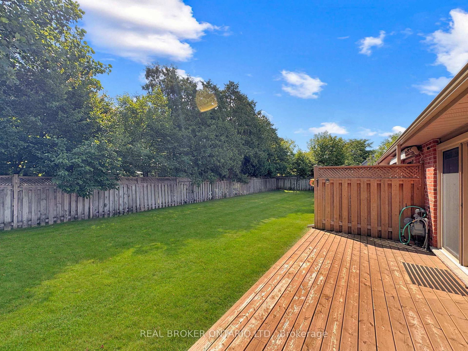 Listing Image 23
