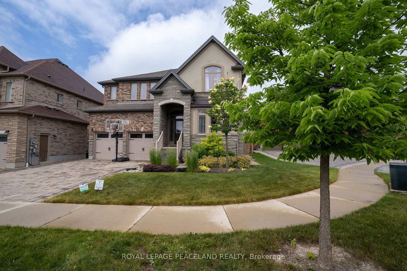 792 Snowberry Crt, Waterloo, N2V 0E7 | Image 2