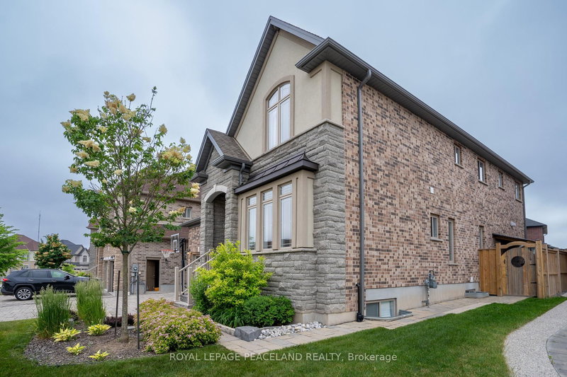 792 Snowberry Crt, Waterloo, N2V 0E7 | Image 3