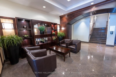 Unit 1007 — 200 Besserer Street — photo 2