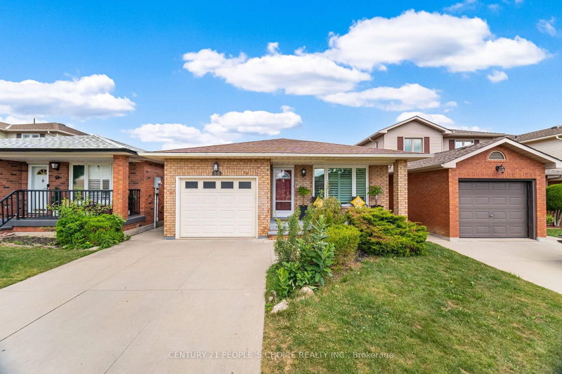 55 Vineberg Dr, Hamilton, L9B 2P6 | Image 2