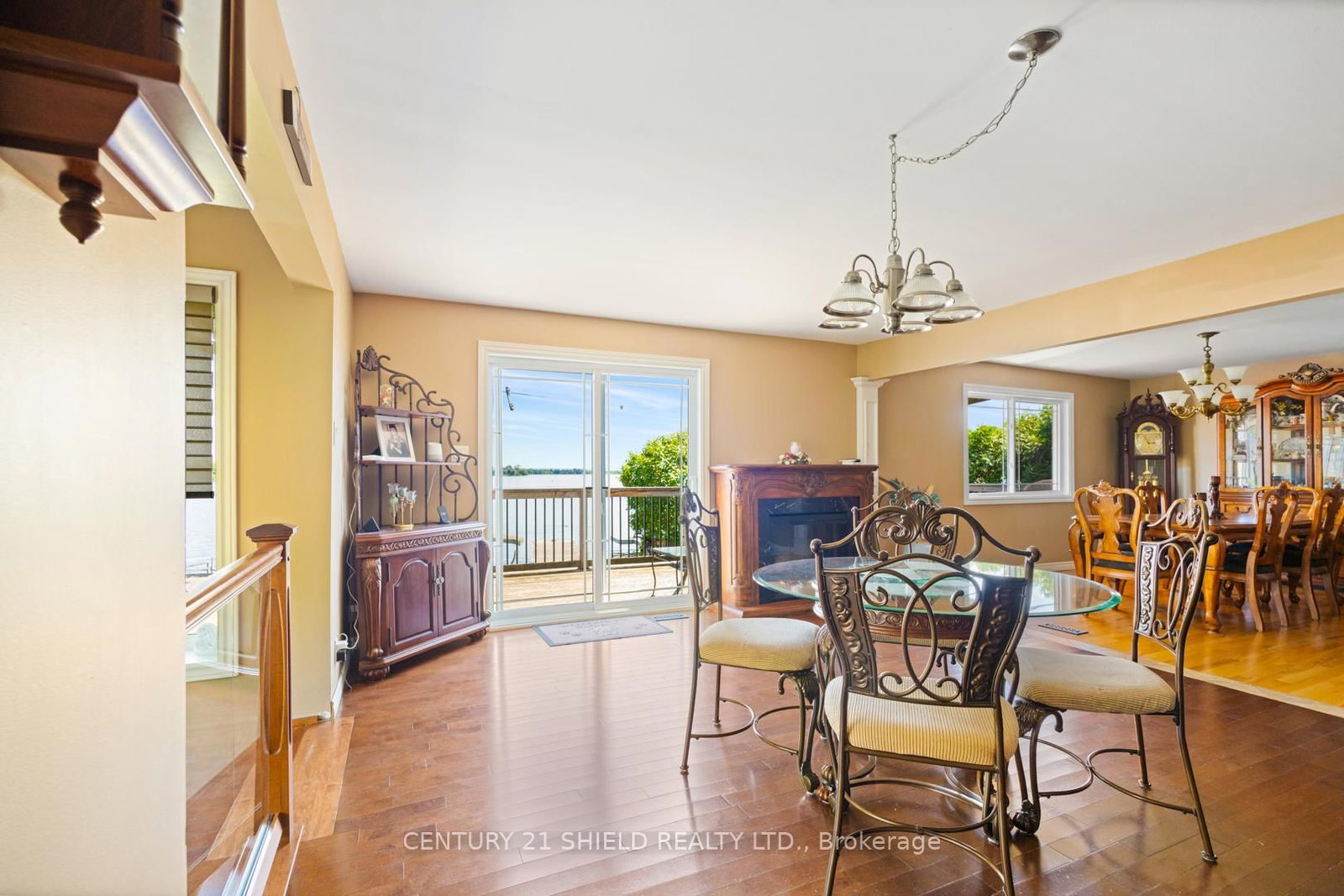Listing Image 21