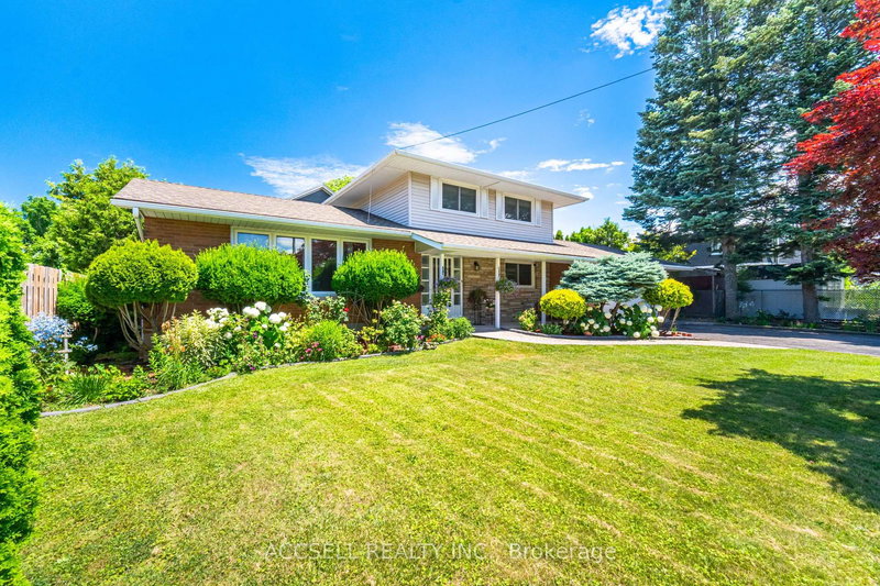 4 Tanner Circ, St. Catharines, L2N 3M9 | Image 2