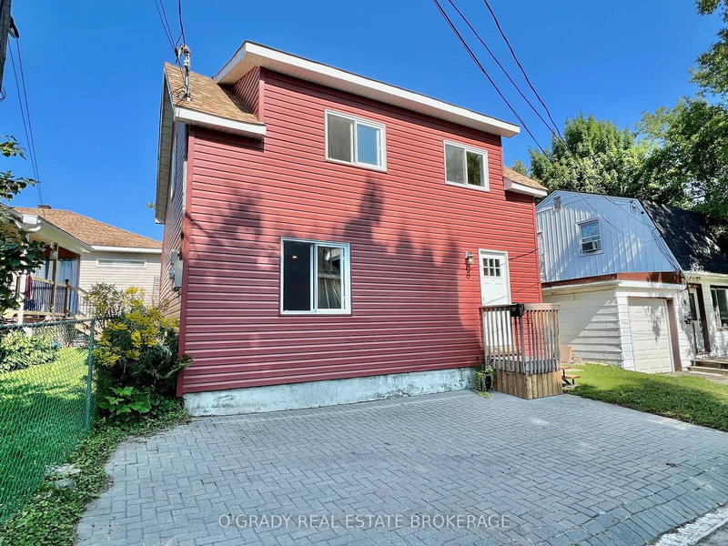 8 Edward Lane, Brockville, K6V 5K5 | Image 3