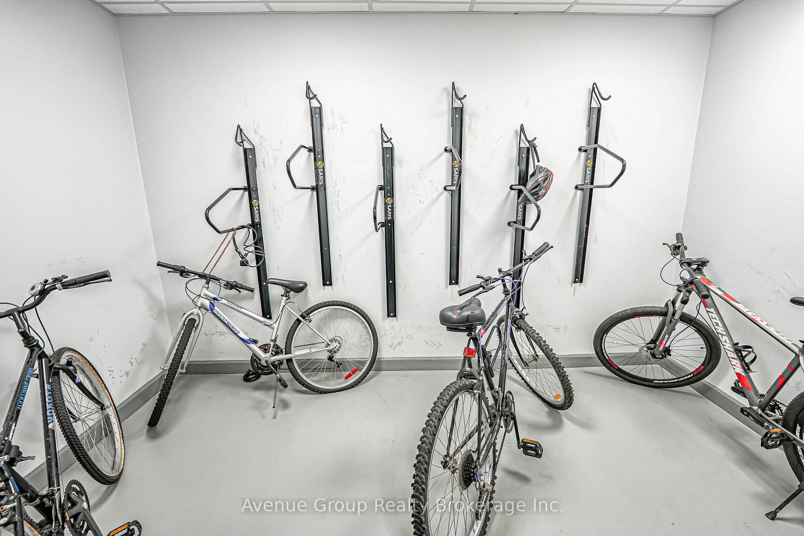 77 Leland Street, Unit 401 - Photo 24