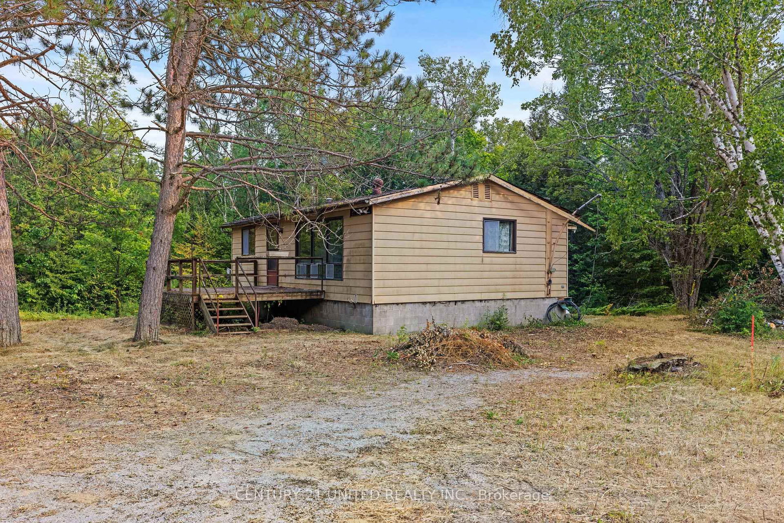 2039 County Road 620 • North Kawartha, ON photo 13