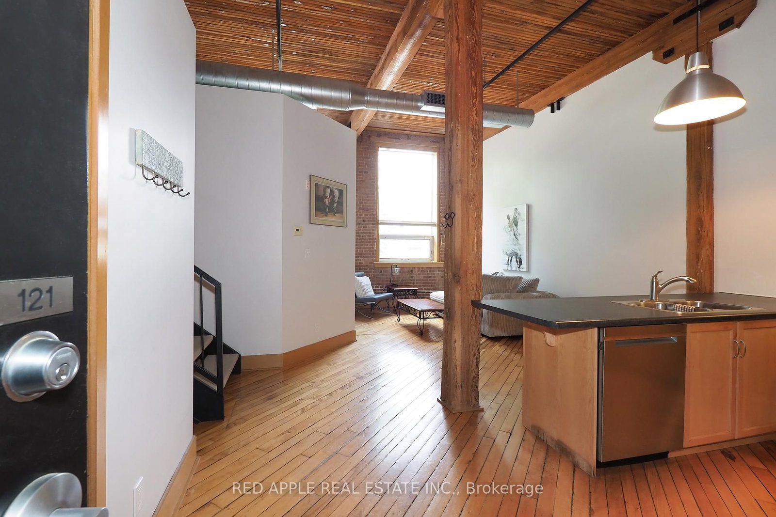 Listing Image 7