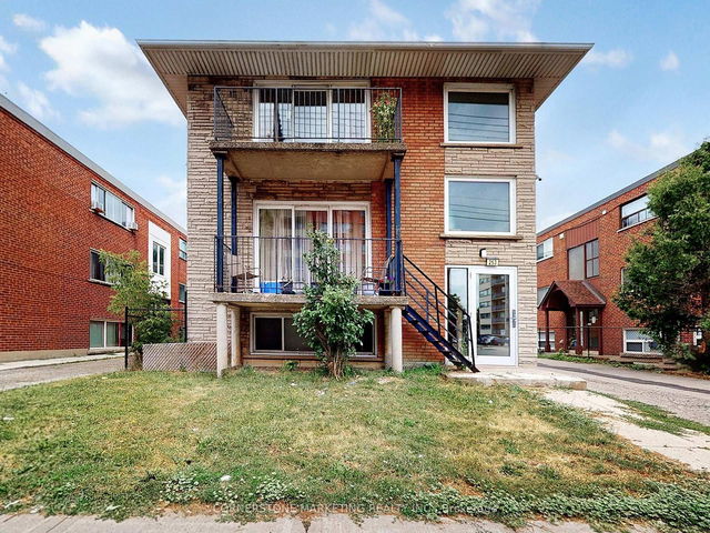 253 Mohawk Road E