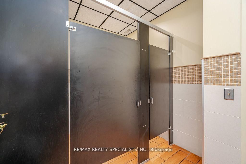 105 Clair Road E - Photo 23