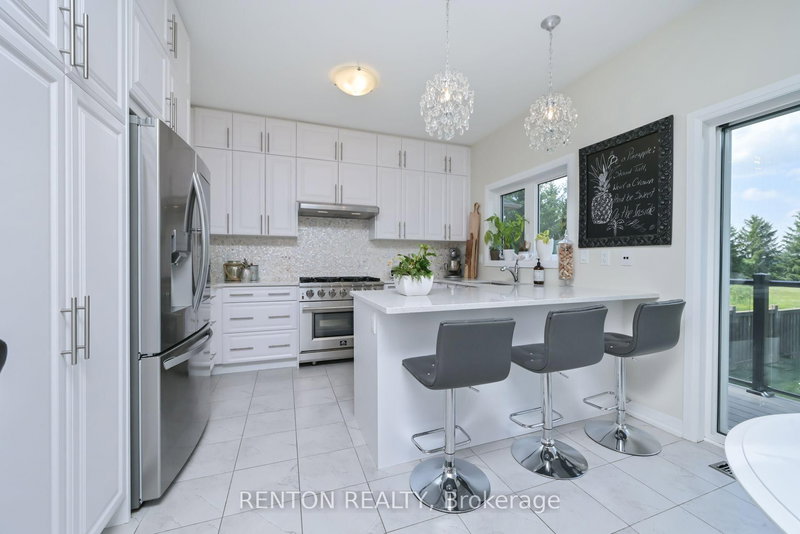 39 Rainey Dr, East Luther Grand Valley, L9W 7R5 | Image 3